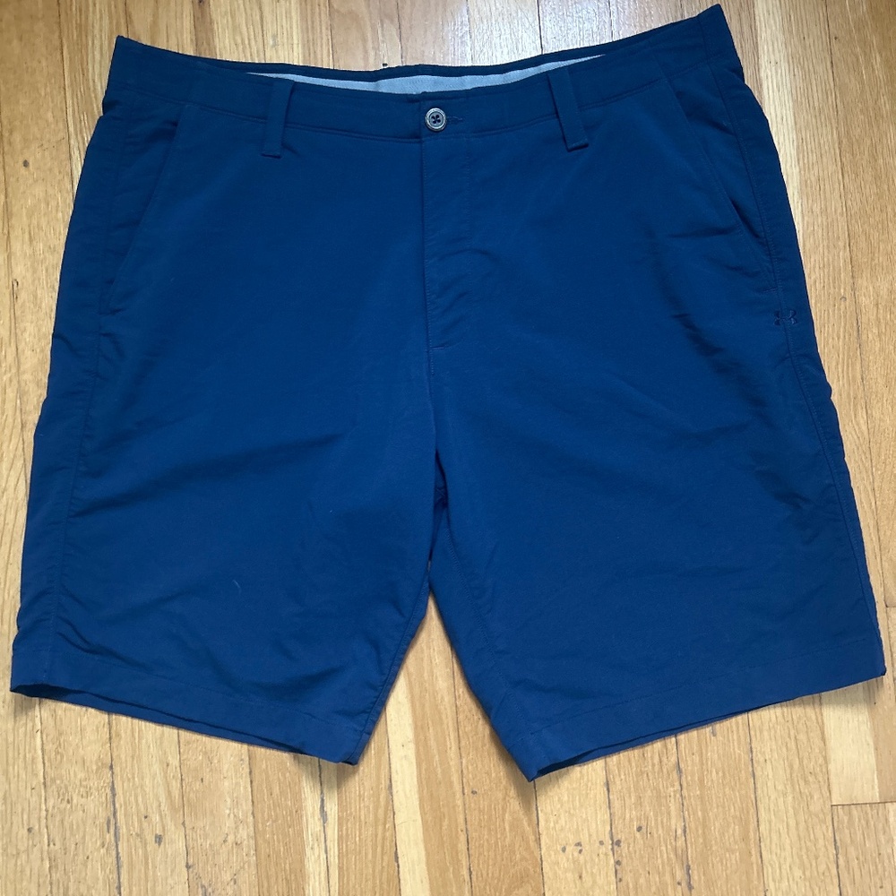 Mens Under Armour Heatgear dress shorts